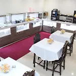 Dona Sofia Готель