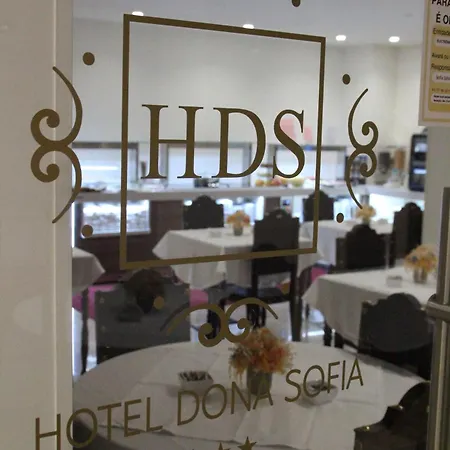 Dona Sofia فندق 3*