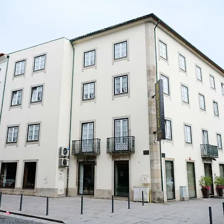 מלון Dona Sofia 3*