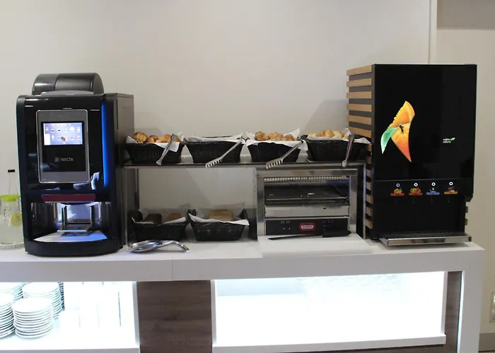 ドナ ソフィア 3*