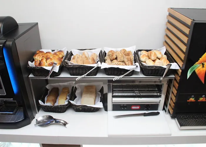 ドナ ソフィア 3*