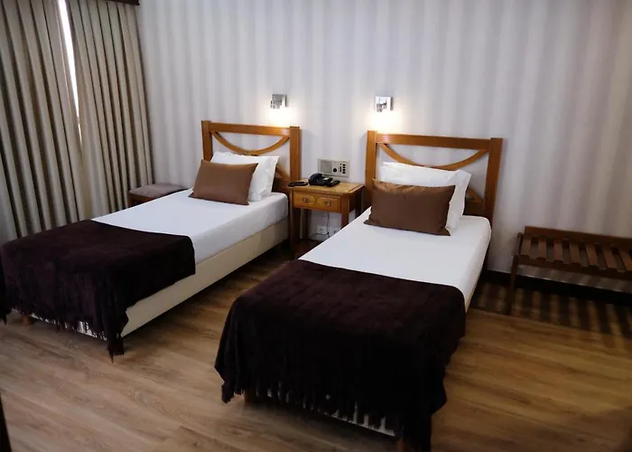 ドナ ソフィア ホテル ブラガ